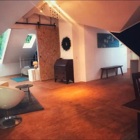 Hof Der Moeglichkeiten - Eifel Apartman Roes