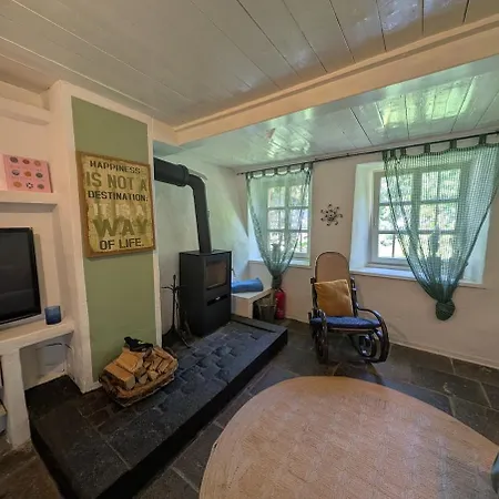 Hof Der Moeglichkeiten - Eifel Apartment